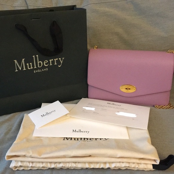 Mulberry Darley in Lilac Cross Grain Leather - Picture 3 of 13